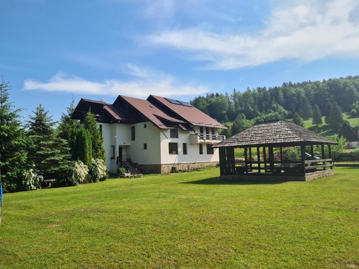 Hotel Casa Voroneț Extérieur photo