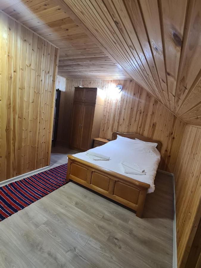 Hotel Casa Voroneț Extérieur photo