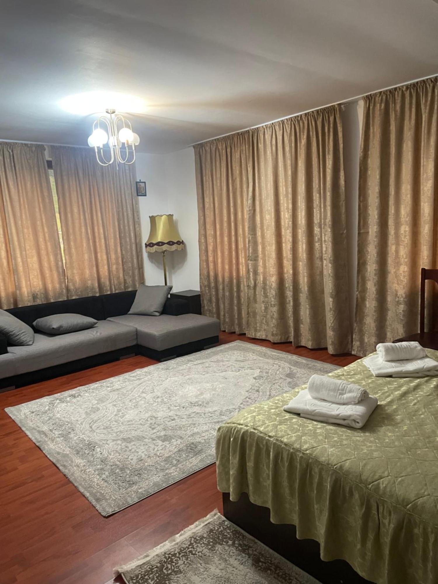 Hotel Casa Voroneț Extérieur photo